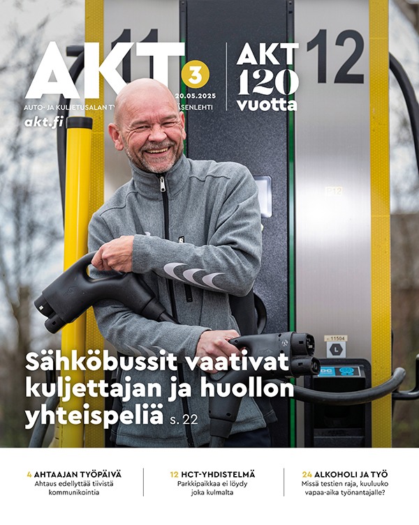 AKT-lehti kansi